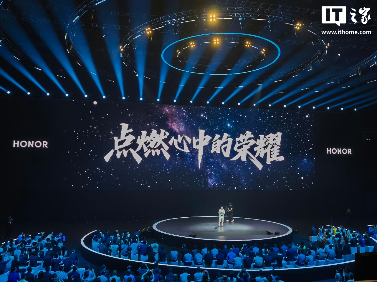香港娛樂城：荣耀 CEO 李健国内首秀，官宣“全球百万雄鹰计划”