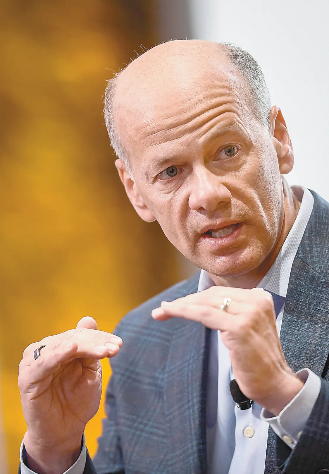 娛樂城：聚焦科技引来关注 提前套现受到质疑 硅谷银行在他手中坠落